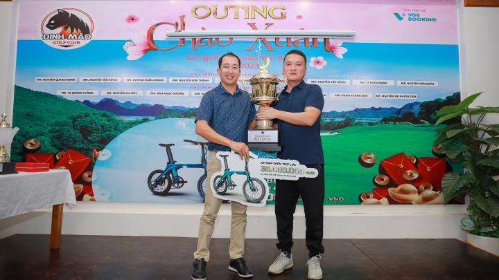Golfer Nguyễn Văn Hưng tiếp tục giành Cúp vô địch trong giải đấu của Câu lạc bộ Đinh Mão